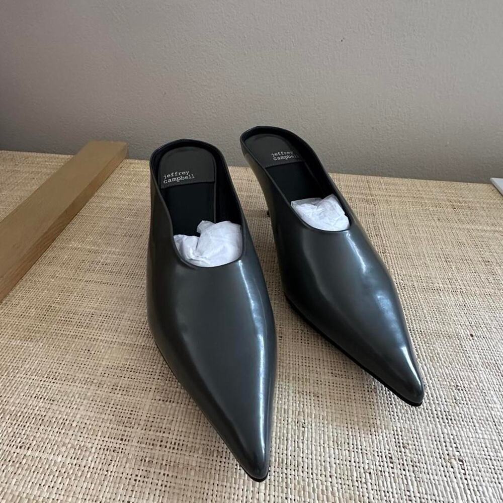 Campbell jeffrey black mules with
